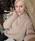 Rencontre Femme : Viktoria, 45 ans à Biélorussie  Minsk